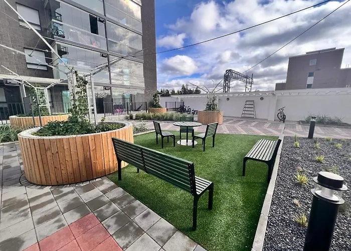 Huoneisto 2 / Railway / Free Parking / Sauna Oulu